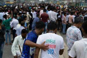 ডেঙ্গু বাড়ায় হাসপাতালে চাপ সামলাতে কী জরুরি