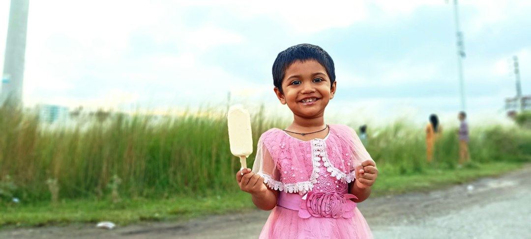 কঠিন সময় পেরিয়ে নতুন পেশায় দাঁড়ানোর গল্প